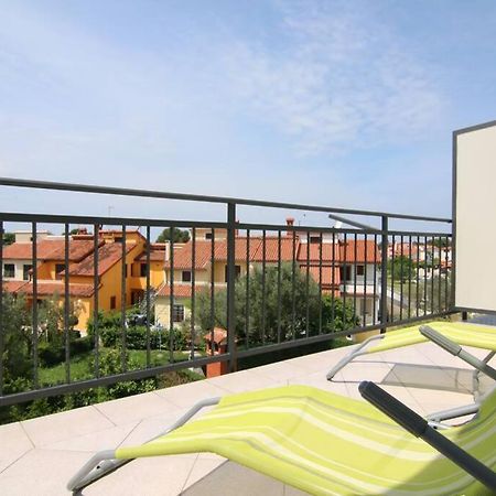 Apartments Kristina Fazana D Bagian luar foto